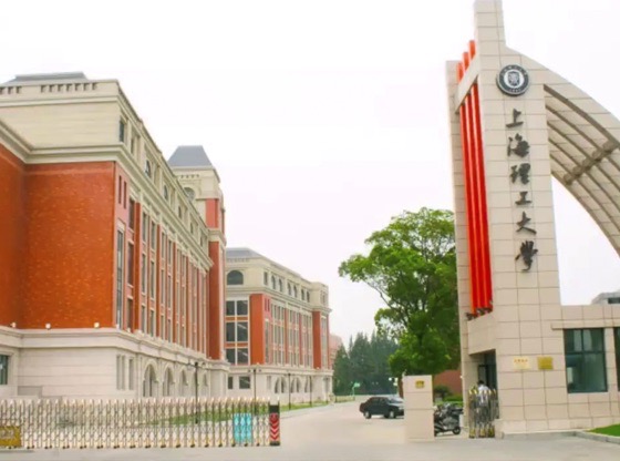 L’Euncet Business School signa un conveni amb la University of Xangai